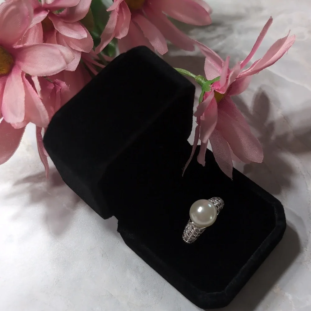 Charter Club Silver Plated Ring with Pearl and Cubic Zirconia Size 8 NWOT
